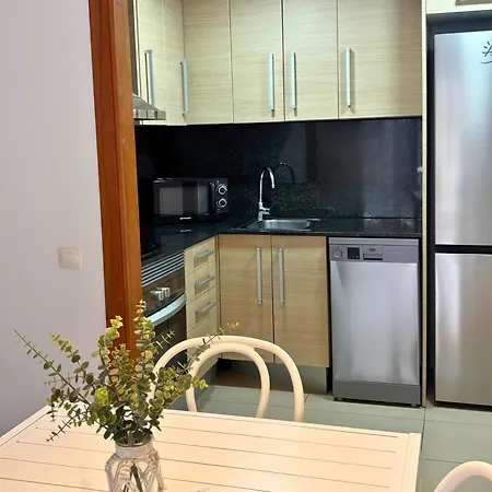 Apartamento Nagomi - Modern With Parking & Swimming Pool